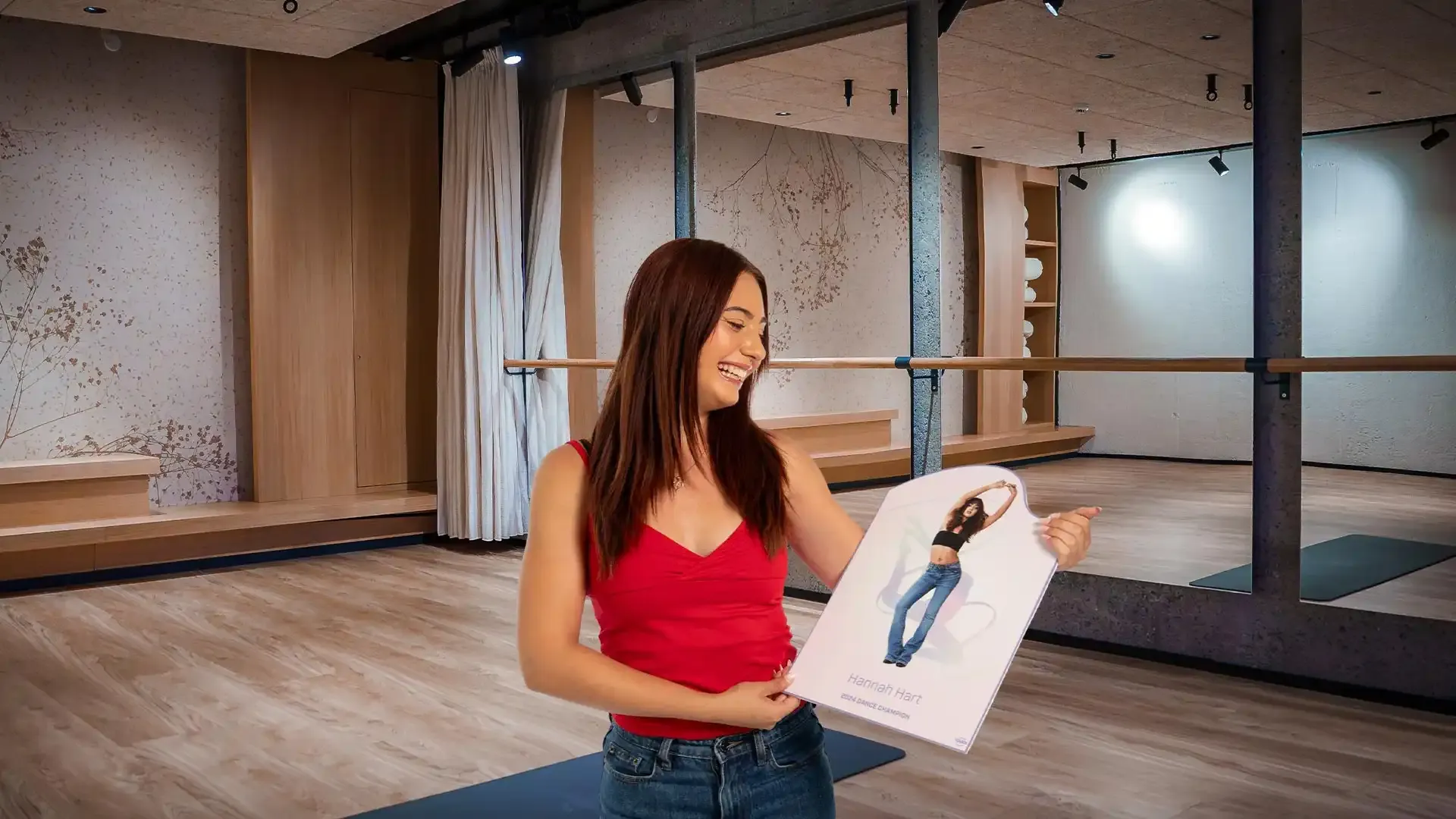 UCards - Dancing Homepage